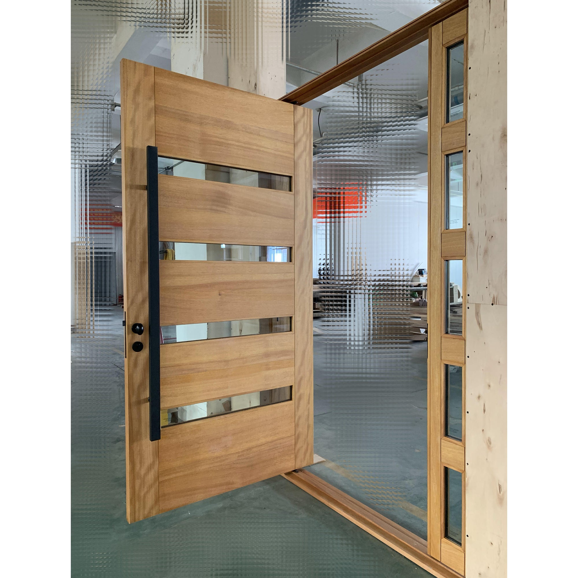 Exterior Wood Door Wit Sidelite